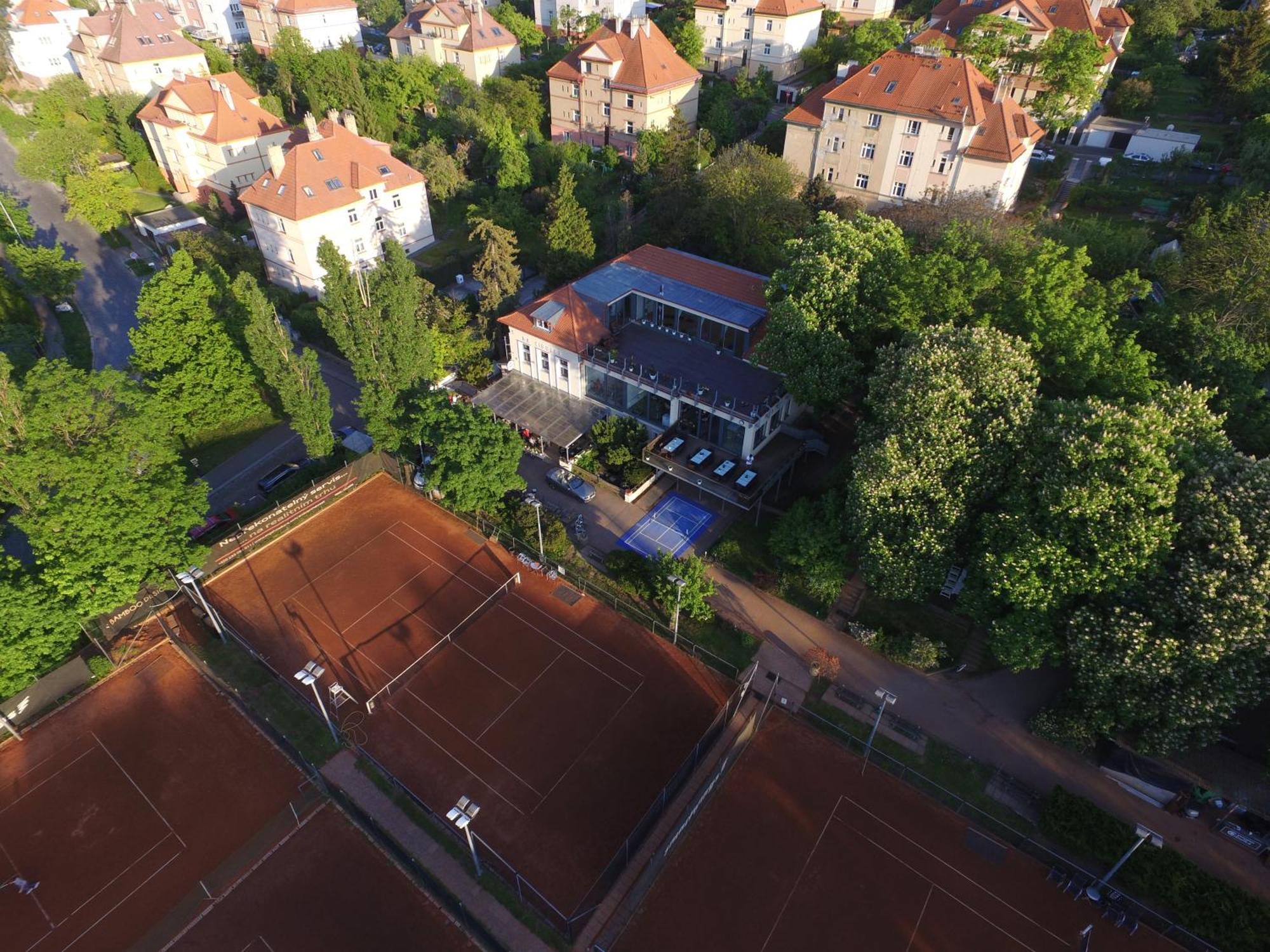 Sport Pension Cibulka Прага Экстерьер фото