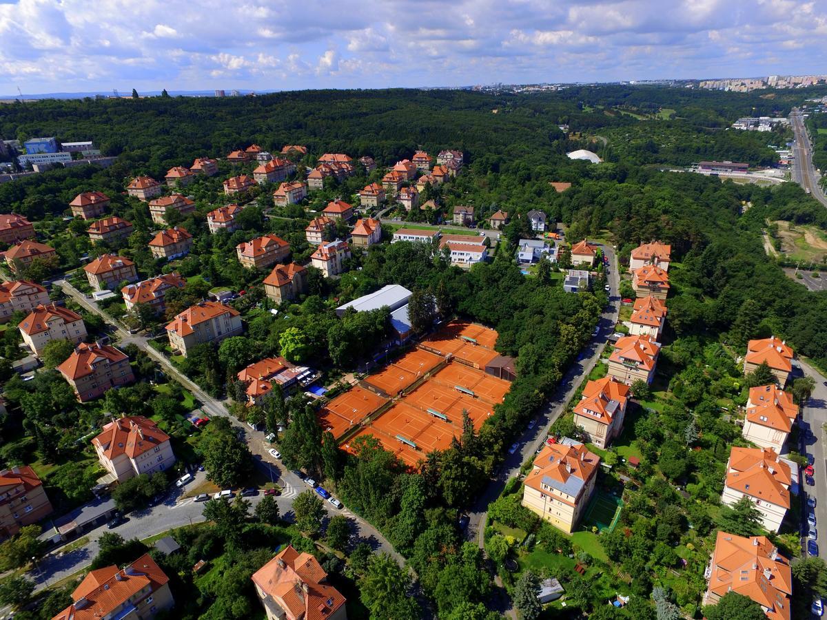 Sport Pension Cibulka Прага Экстерьер фото