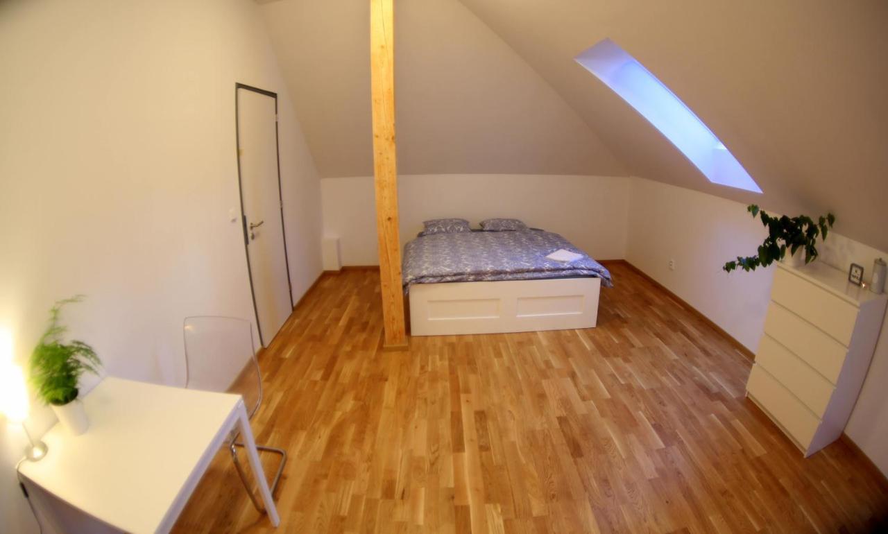 Sport Pension Cibulka Прага Экстерьер фото